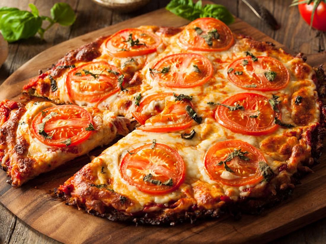 Rezepte für gesunde Pizza, Burger und Co. : Schlemmen und trotzdem Gewicht verlieren