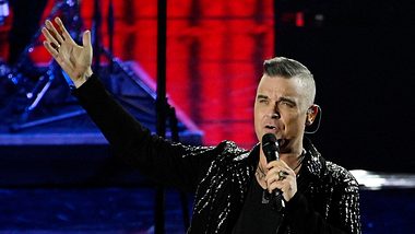 Der Vorverkauf für das einzige Robbie Williams Deutschland-Konzert 2020 in Bonn startet. - Foto: Getty Images: Pietro Daprano / Kontributor
