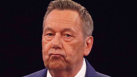 Roland Kaiser denkt über Konsequenzen nach. - Foto: imago images / Joachim Sielski