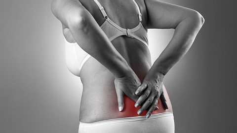 Nicht die Bandscheibe, sondern verklebte Faszien sind der Grund für die meisten Rückenschmerzen. - Foto: iStock