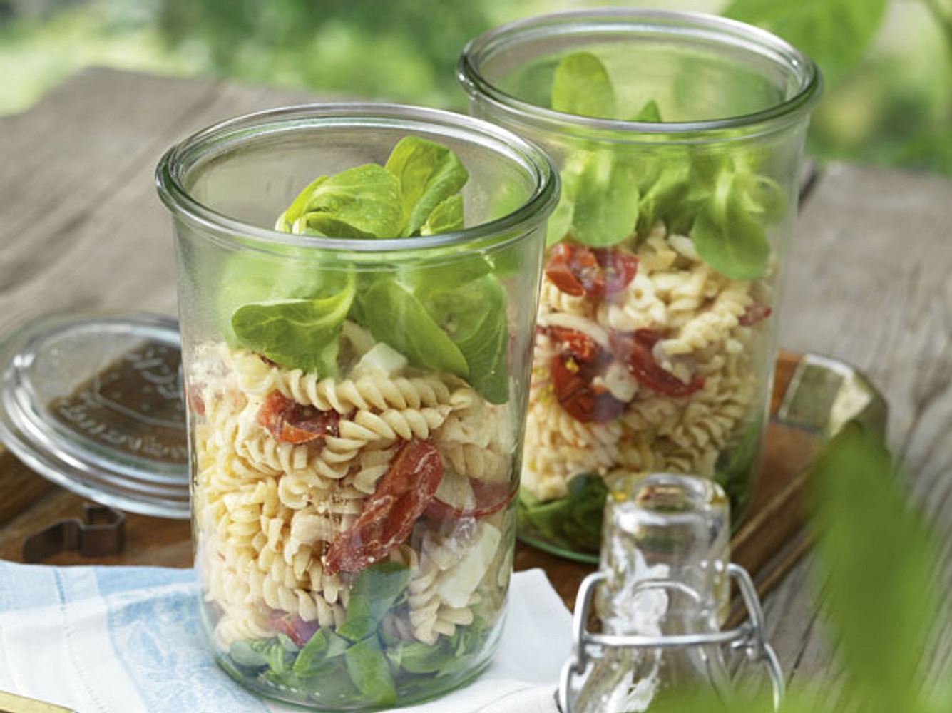 Salat im Glas: Rezept für Italien Classic Salat im Glas: Rezept für Italien Classic