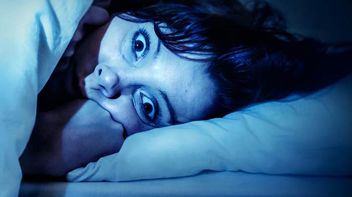 Schlaflähmung: Was gegen die Schlafstarre hilft - Foto: iStock