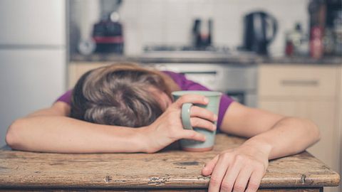 Folgen Schlafmangel auf Körper und Geist - Foto: iStock