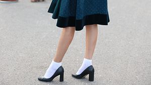 Schuhe zum Dirndl - Foto: GettyImages / Gisela Schober / Kontributor