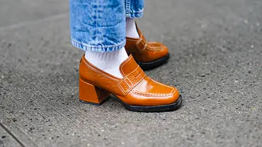 Diese 5 Schuhtrends sind im Herbst/Winter 2022/2023 mega angesagt! - Foto: Edward Berthelot/Getty Images Diese 5 Schuhtrends sind im Herbst/Winter 2022/2023 mega angesagt! - Foto: Edward Berthelot/Getty Images