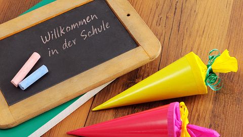 Eine Schultüte befüllen ist ganz leicht. - Foto: hsvrs/iStock