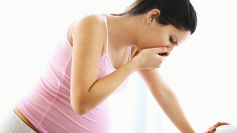 Schwangerschaftsübelkeit: Was wirklich dagegen hilft - Foto: iStock