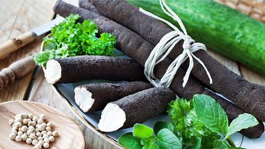 Schwarzwurzel zubereiten - Foto: Santje09/iStock