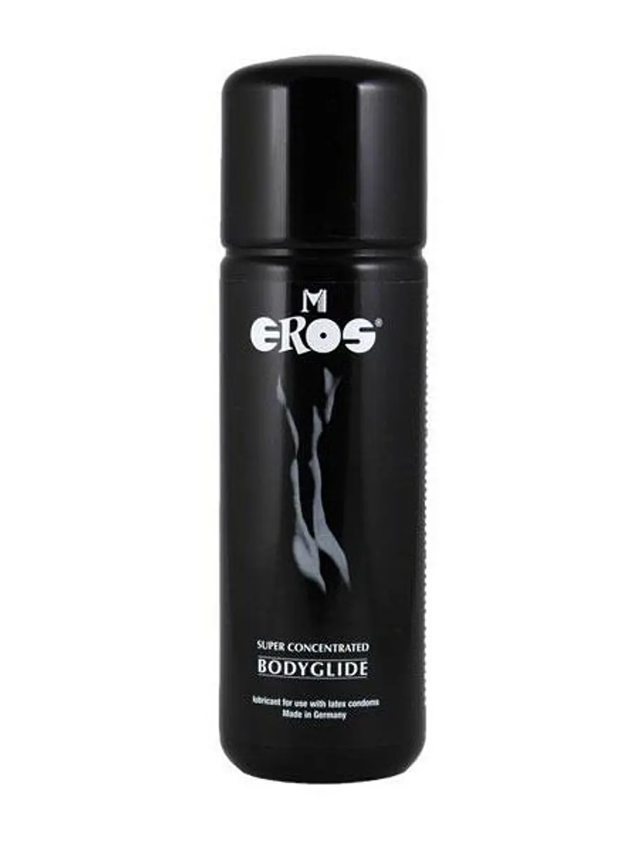 Glitschig-geil! Gleitmittel, Massage, Latexanziehhilfe: Alles ist möglich mit diesem Sexspielzeug! (Eros, Megasol, ca. 5,90 Euro, 30ml über www.boutique-bizarre.de) Massagen können vorbeugend helfen sextoys frau