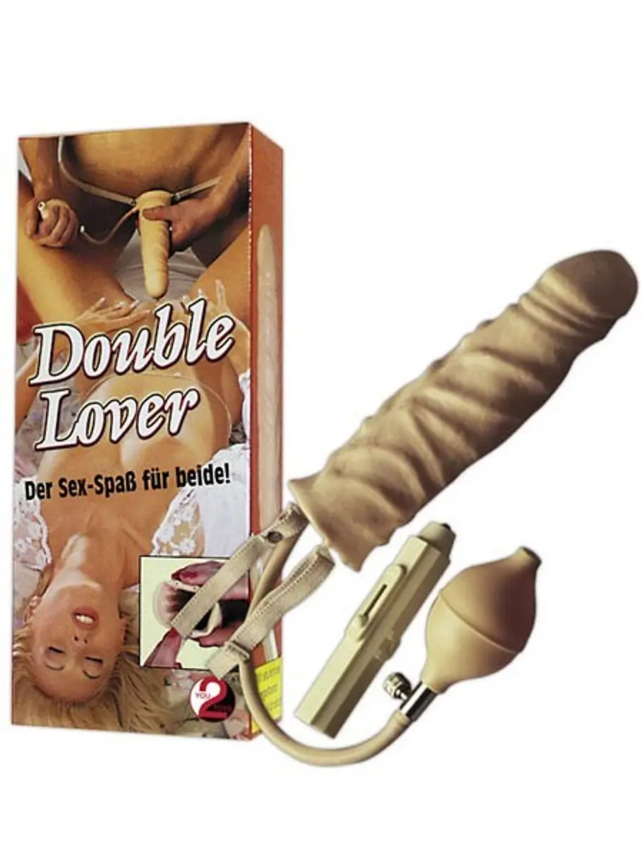 Doppel-Lover! Das Sexspielzeug bietet Frau und Mann ein unvergessenes Lustvergnügen. Vibrierende Penishülle wirkt zusätzlich als Penisverlängerung, ist innen aufblasbar und damit individuell anpassbar. (Double-Lover, ca. 22,90 Euro über www.boutique-biz sextoys frau