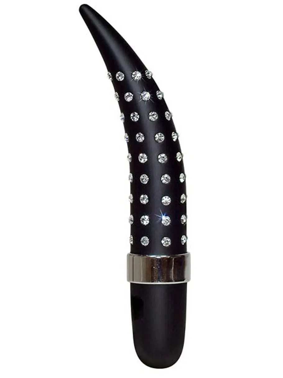 Luxuriöse Leidenschaft! Mit diesem Sexspielzeug erlebt die glamouröse Frau kostbare Lustmomente. Rundrum mit Strasssteinchen besetzt erreicht der ideal gekrümmte Vibrator mühelos den G-Punkt!( Glamorous, You2Toys, ca. 24,95 Euro, über www.orion.de ) sextoys frau