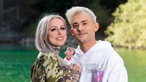 Die Beziehung von Daniele Negroni und Freundin Laura wird in der Sendung auf die Probe gestellt. - Foto: TVNow