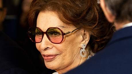 Sophia Loren hat ein geheimes Rezept für Pasta mit Sardellenbutter. - Foto: IMAGO / ZUMA Wire