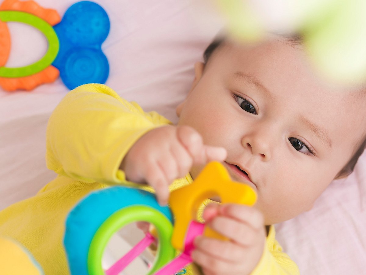 Buntes Spielnest für Babys