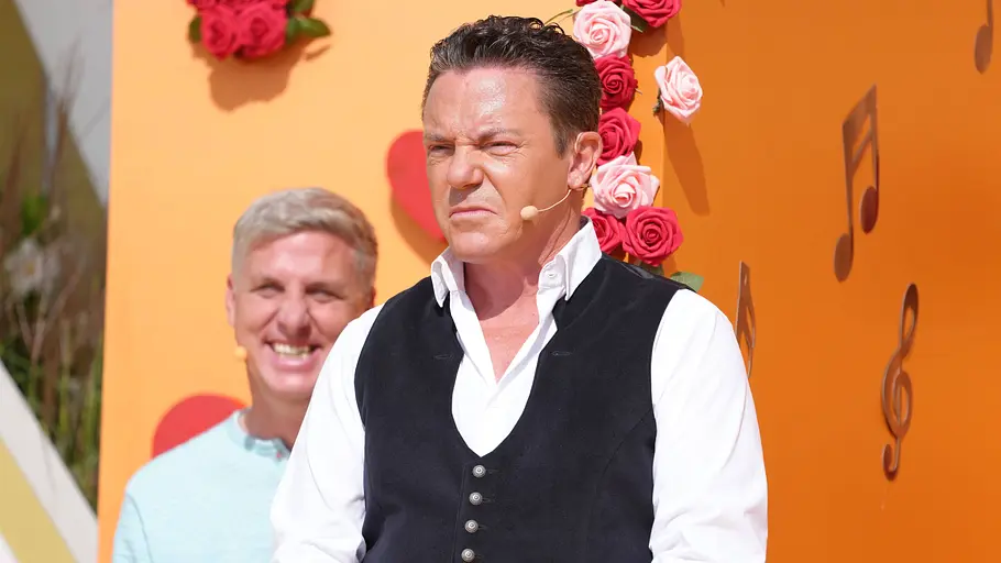 Stefan Mross muss sich wohl oder übel eine neue Show suchen. Stefan Mross macht ein unglückliches Gesicht.