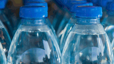 Mineralwasser ist deutlich schlechter als gedacht. - Foto: iStock