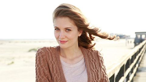 strickanleitung langer cardigan - Foto: Coats PLC - www.schachenmayr.com
