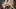 Frauenhände beim Stricken - Nahaufnahme - Foto: LukaTDB/iStock