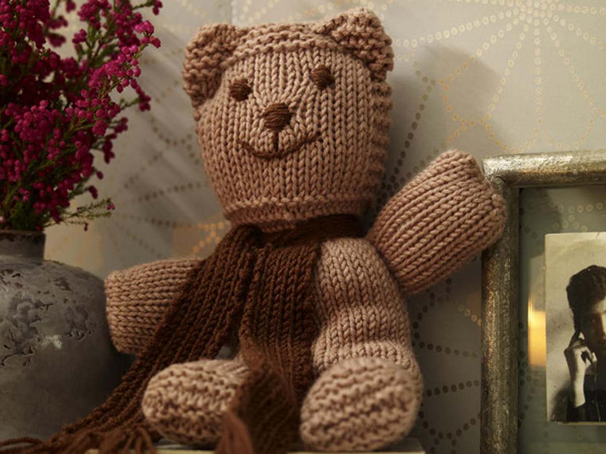 Teddy mit Schal