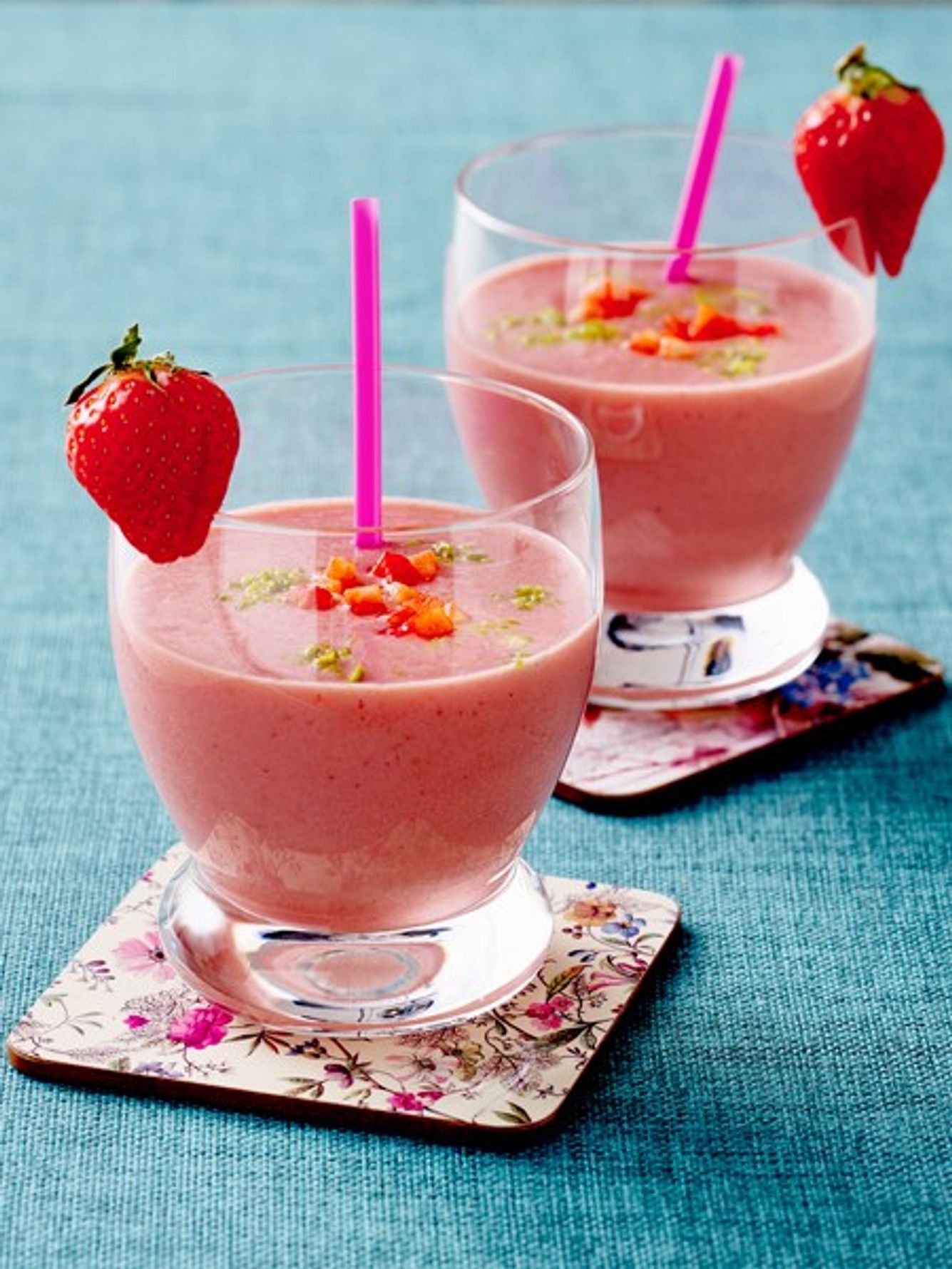 suesslupine erdbeer smoothie