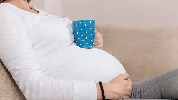Bestimmte Teesorten sollten in der Schwangerschaft nicht getrunken werden. - Foto: iStock/vladans Bestimmte Teesorten sollten in der Schwangerschaft nicht getrunken werden. - Foto: iStock/vladans