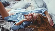 Telefonsex ist eine heiße Alternative! Mit diesen Tipps wird euer Liebesspiel über den Hörer besonders gut! - Foto: Jasmina007 / iStock Telefonsex ist eine heiße Alternative! Mit diesen Tipps wird euer Liebesspiel über den Hörer besonders gut! - Foto: Jasmina007 / iStock