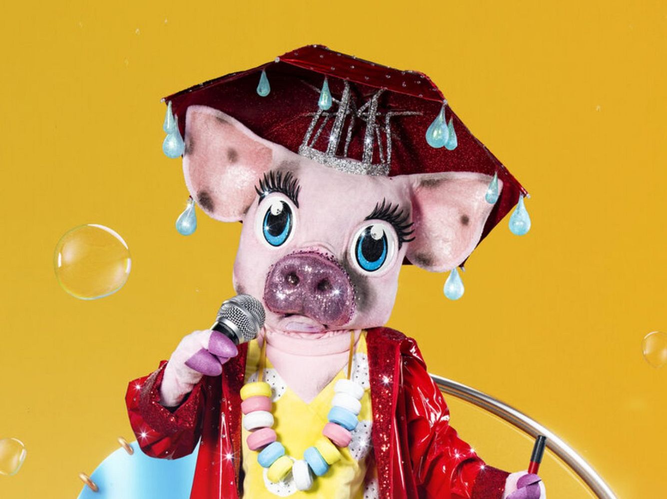 The Masked Singer 2021: Schwein enthüllt - Dieser Promi steckt dahinter!