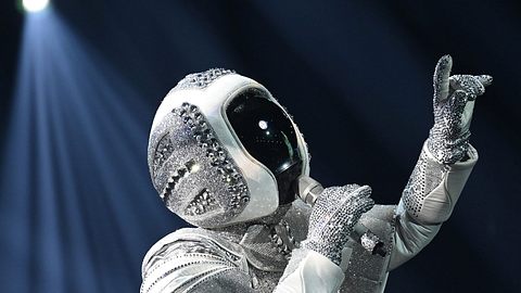 The Masked Singer: Astronaut-Enthüllung! Es ist Max Mutzke - Foto: imago images / Future Image