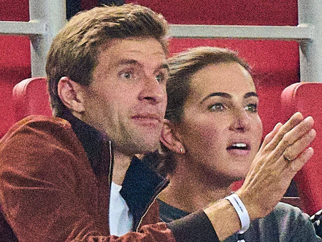 Nach einem Sex-Unfall droht Fußball-Star Thomas Müller und Ehefrau Lisa jetzt großer Ärger...