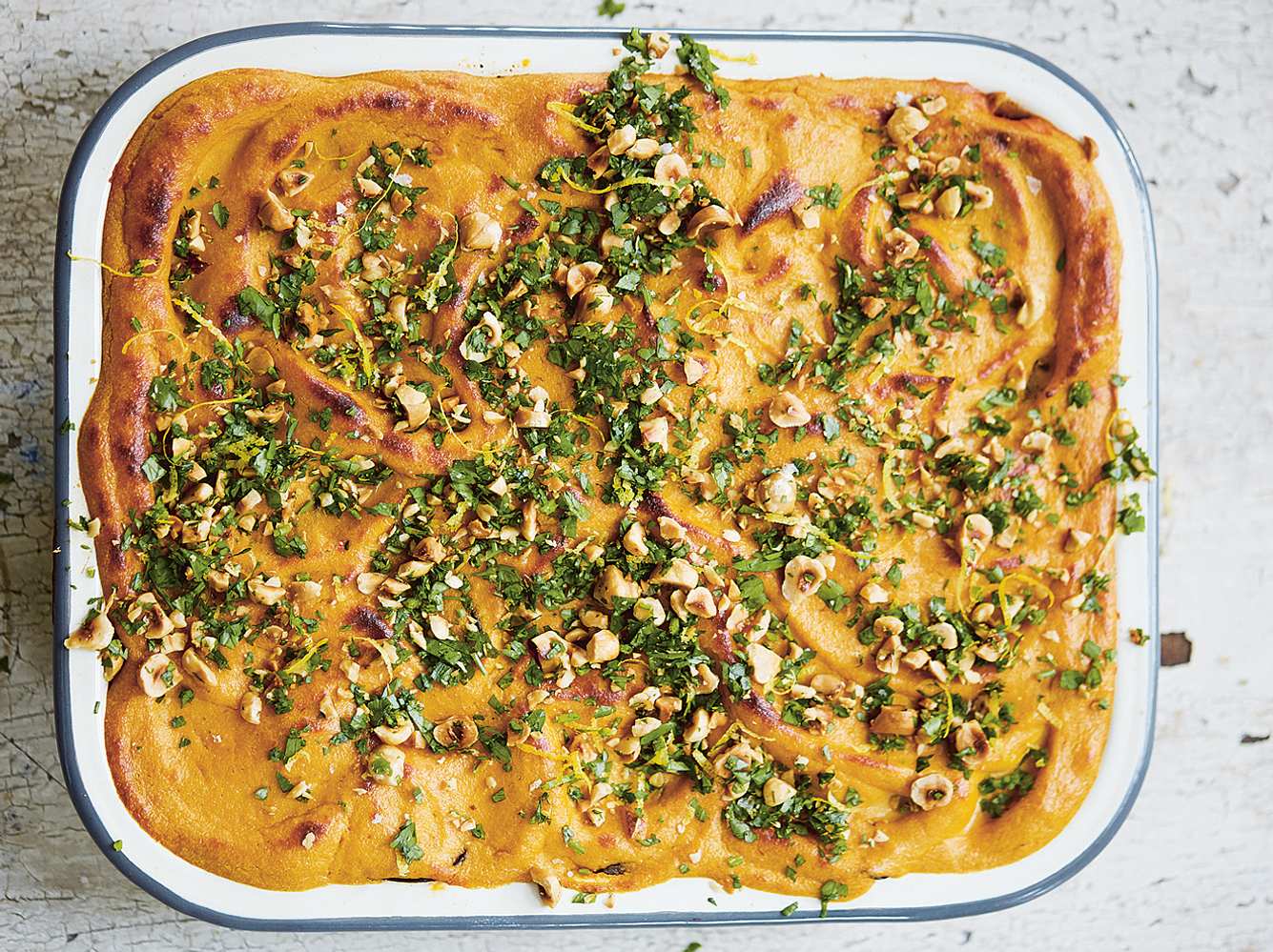 Tomaten-Auberginen-Auflauf: Deliciously Ella mit Freunden Tomaten-Auberginen-Auflauf: Deliciously Ella mit Freunden