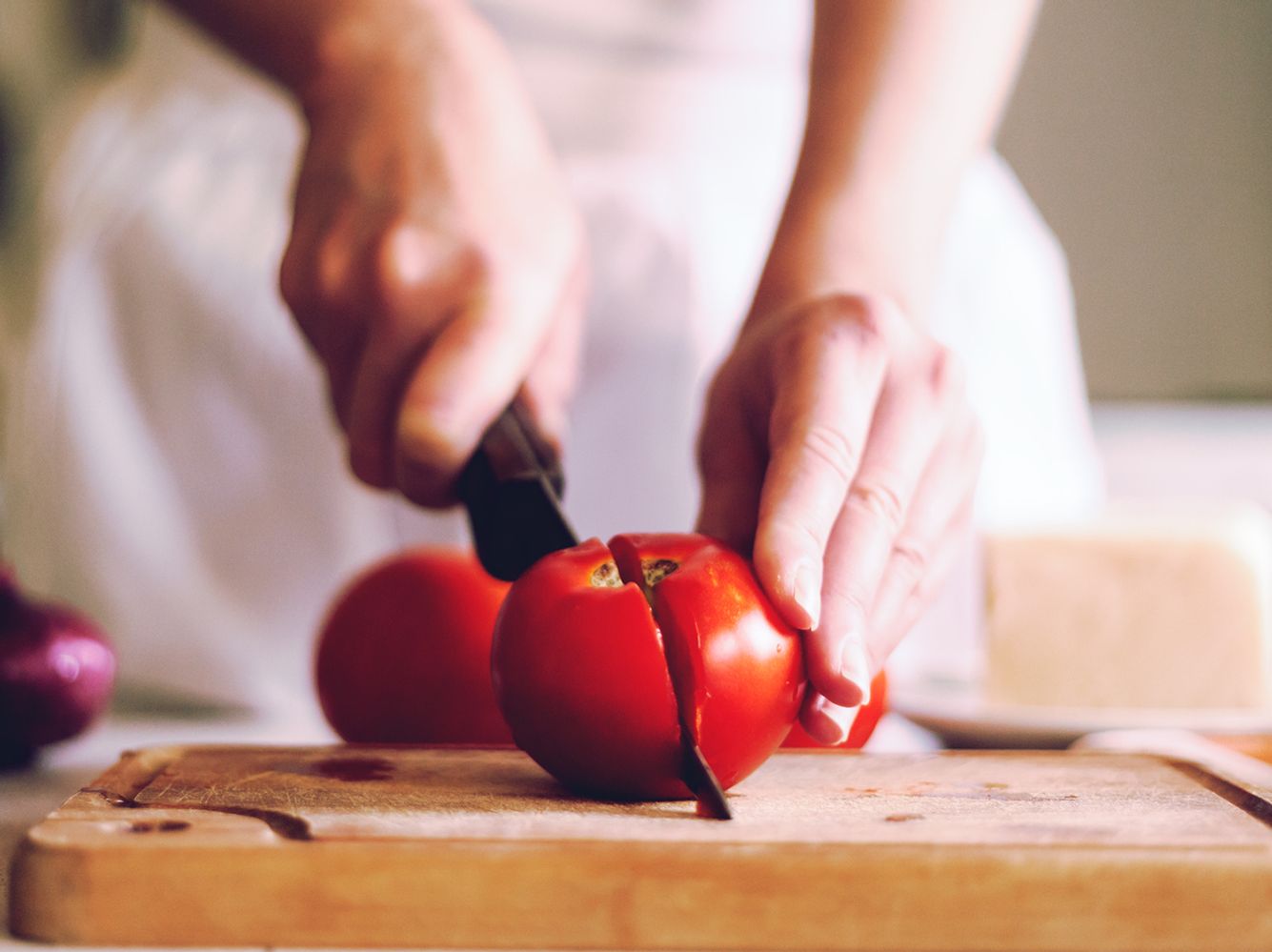 Wenn du Tomaten isst, tust du deinem Körper etwas Gutes.