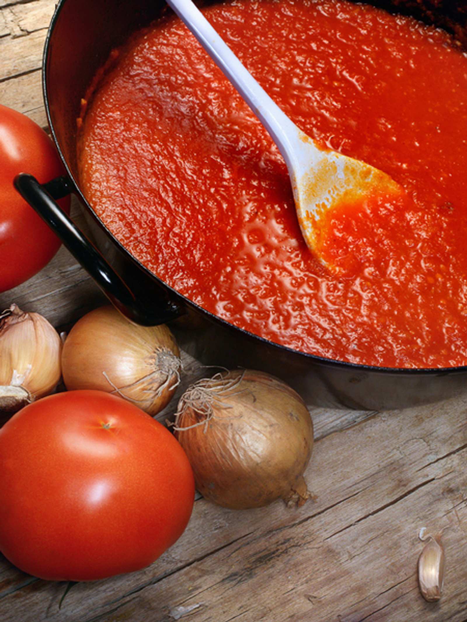 Tomatensoße für Pizza: Blitz-Pizzasoße | Wunderweib
