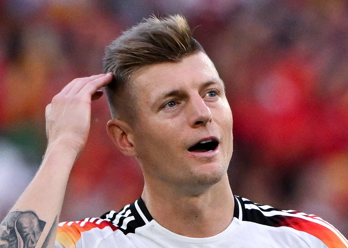 Es war einmal: Toni Kroos hat jetzt eine neue Frisur.