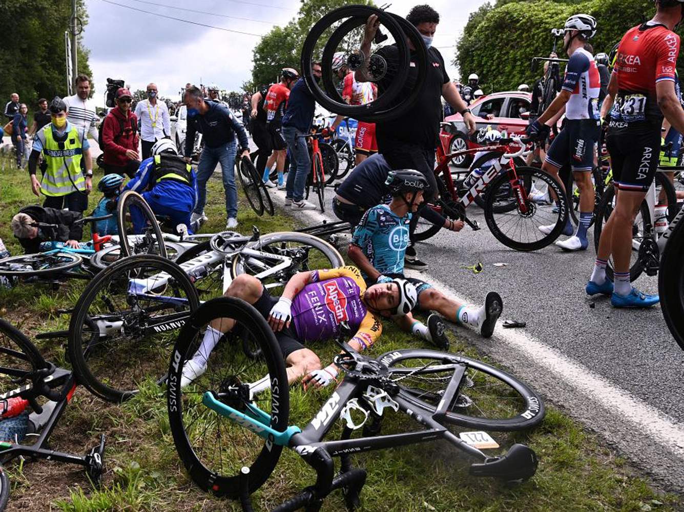 Bei der Tour de France 2021 kam es zu dramatischen Stürzen
