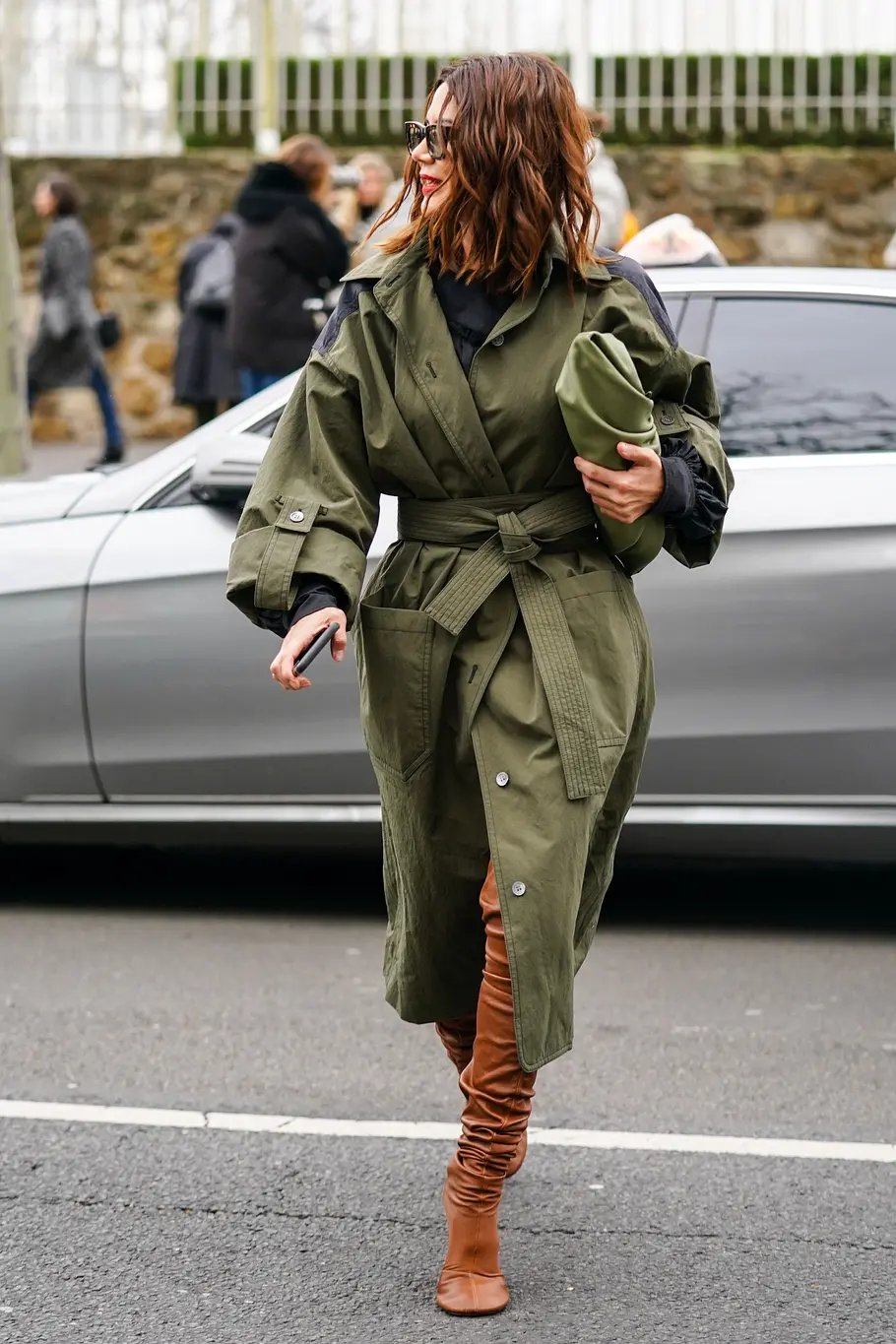 Trenchcoat kombinieren Outfit Herbst