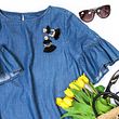 Ein lässiges Lyocell-Kleid kannst du gerade im Sommer sehr gut tragen. - Foto: iStock/ Solovyova