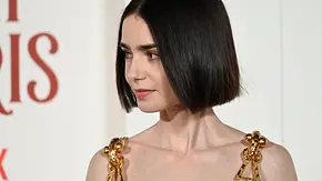 Trendfrisuren 2025 für Frauen ab 30: Diese 5 Schnitte lassen wir uns jetzt schneiden! - Foto: IMAGO / ABACAPRESS Trendfrisuren 2025 für Frauen ab 30: Diese 5 Schnitte lassen wir uns jetzt schneiden! - Foto: IMAGO / ABACAPRESS
