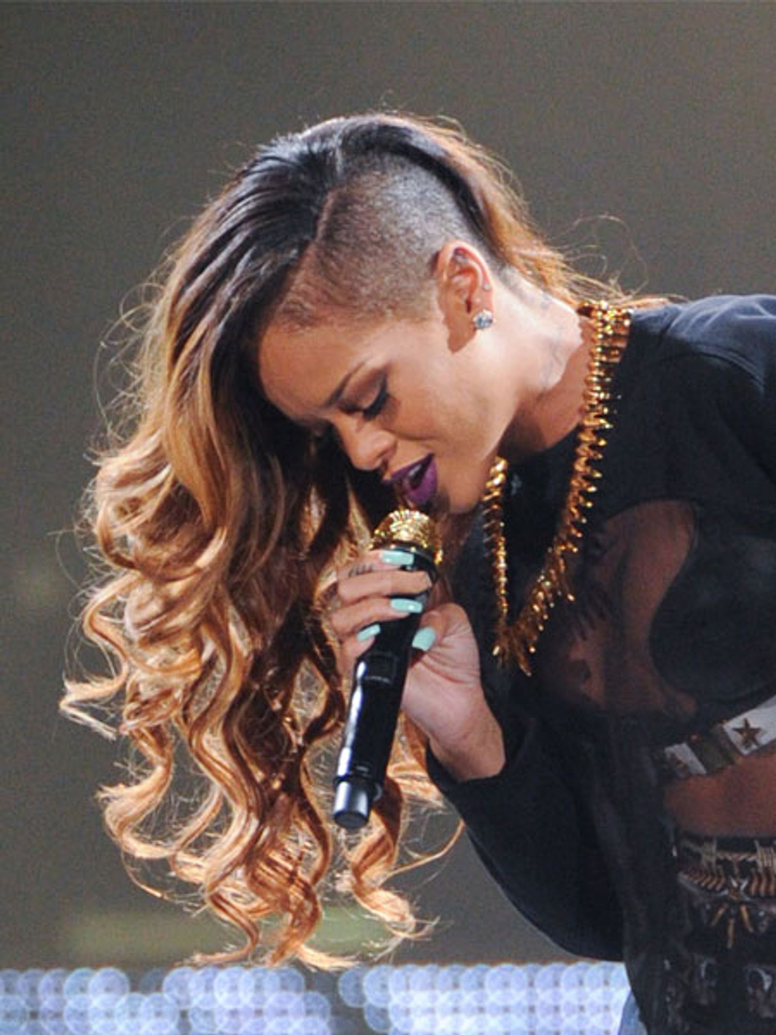 Extravagant! Stars mit Undercut und Sidecut | Wunderweib