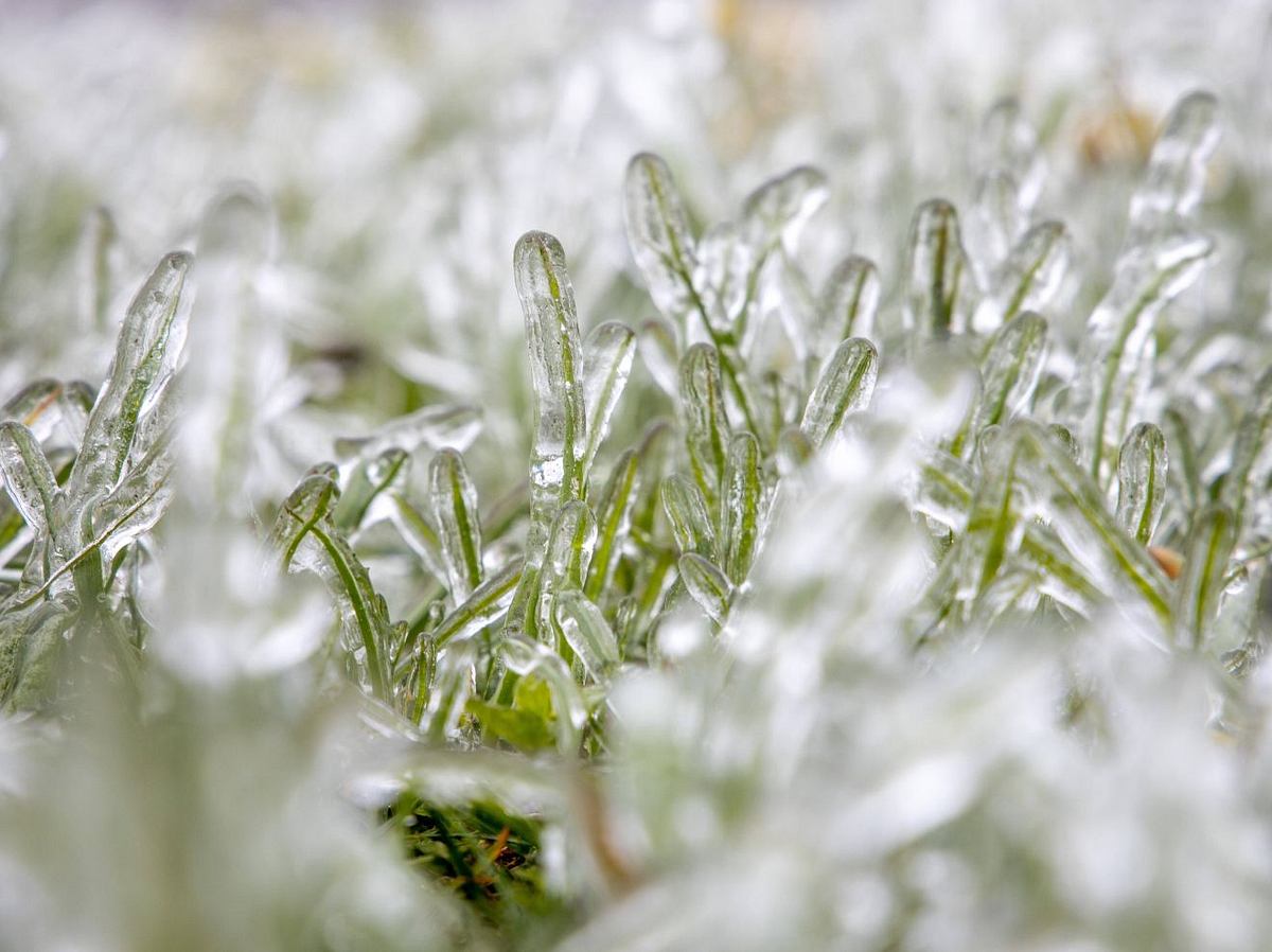 Unwetter-Warnung: Frost-Schock mit extremer Kälte