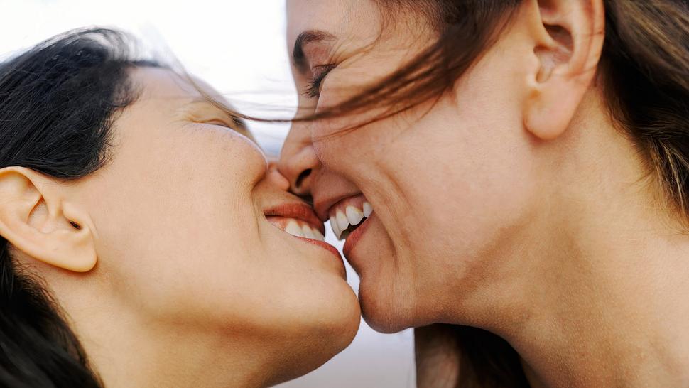 Verborgene Sehnsucht: Wenn Freundschaft Feuer fängt  - Foto: Vanessa Nunes