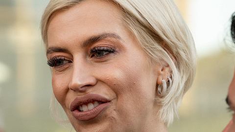 Verena Kehrt: Degradierende Quittung! - Foto: IMAGO / nicepix.world