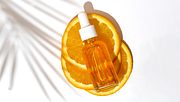 beliebtestes Vitamin C Serum - Foto: iStock/IKvyatkovskaya