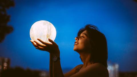 vollmond september - Foto: iStock/urbazon
