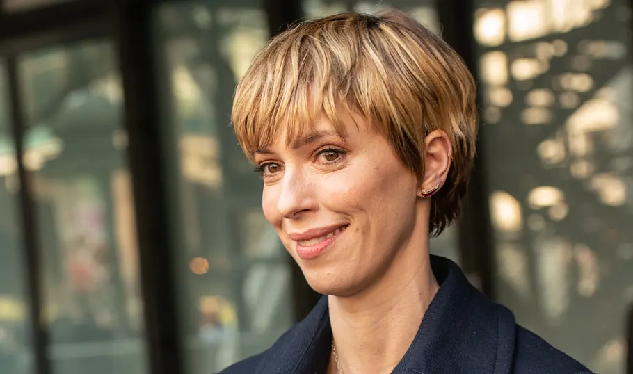 Pixie Cut mit Pony Volumenschnitt für feines Haar: Luftige Frisuren und Styles