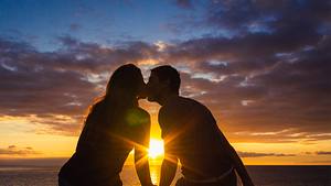 Was ist wahre Liebe? DAS sind die eindeutigen Anzeichen. - Foto: JosuOzkaritz / iStock