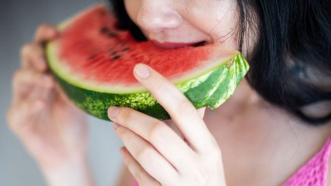 Wassermelonen-Diät: Iss regelmäßig Wassermelone und du nimmst ab! - Foto: iStock/ agrobacter