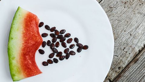 Sind Wassermelonenkerne gesund und ein Superfood? - Foto: iStock/Remains