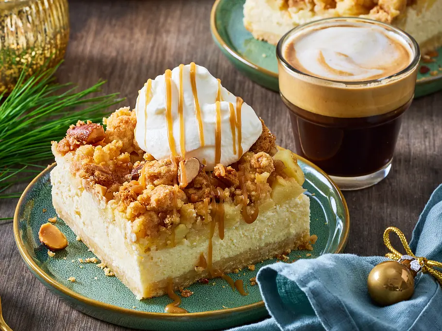 Weihnachtkuchen: Apfel-Käsekuchen mit gebrannten Mandeln Weihnachtkuchen: Apfel-Käsekuchen mit gebrannten Mandeln