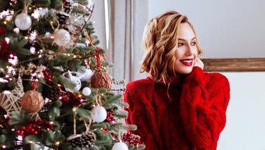 Weihnachts-Make-up: 5 festliche Looks mit Wow-Faktor zum Nachschminken - Foto: Margaryta Basarab/iStock