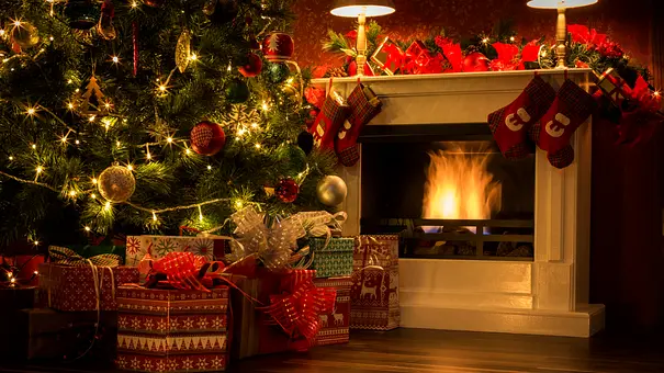 Weihnachtsbeleuchtung kabellos - Foto: iStock/GMVozd Weihnachtsbeleuchtung kabellos - Foto: iStock/GMVozd